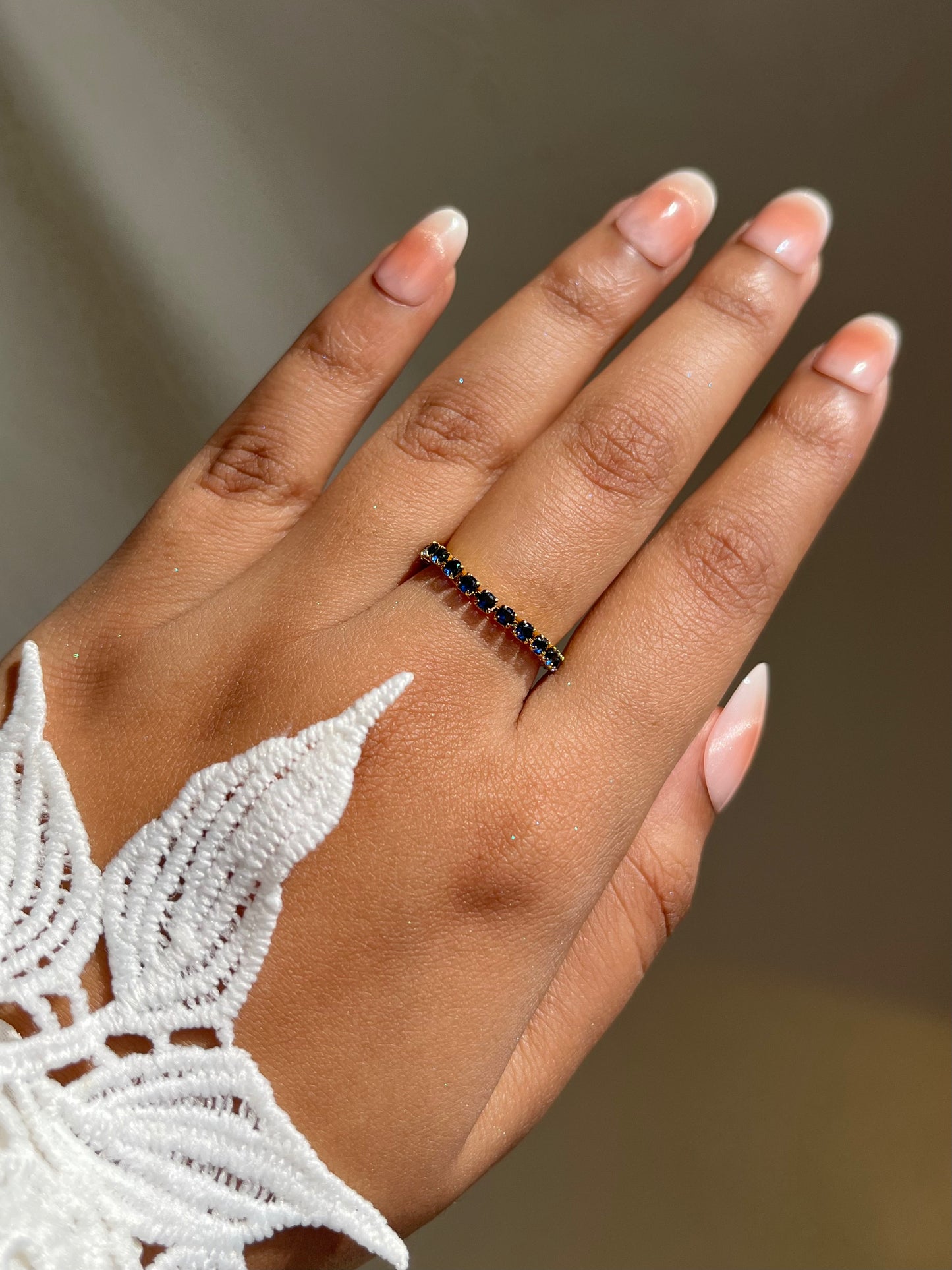 Tanzanite Blue & Pink- Eternity Chain Ring