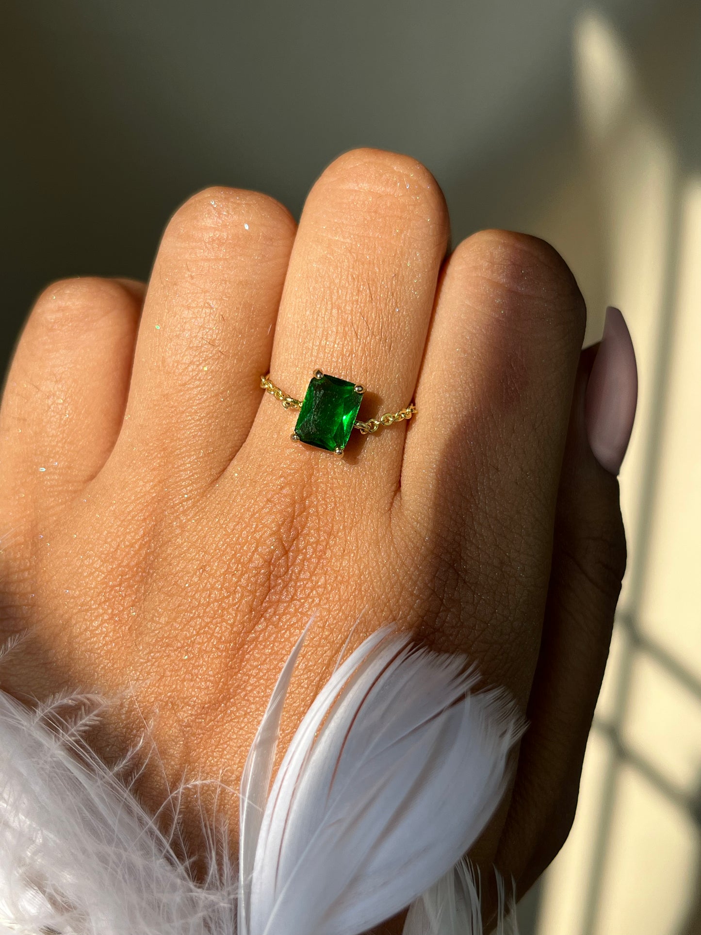 Royal Emerald Chain Ring