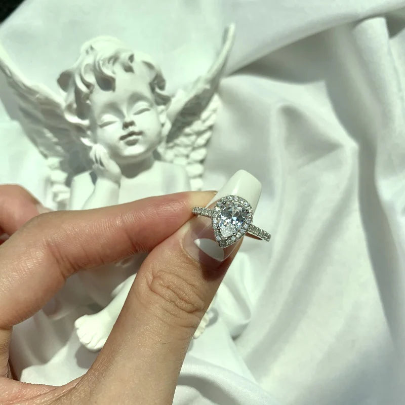 ICY DROPLET RING (925 silver)